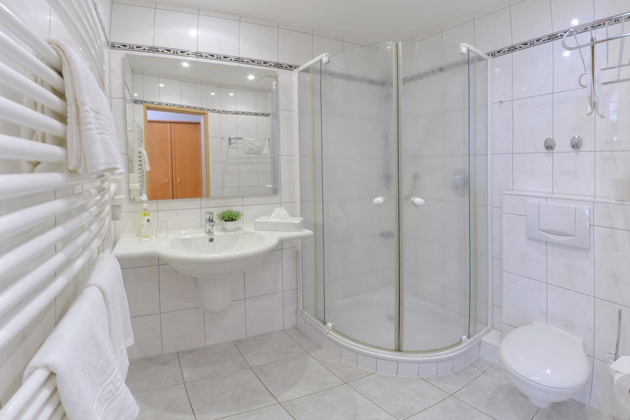 Landhotel Zur Eiche Buxtehude Εξωτερικό φωτογραφία