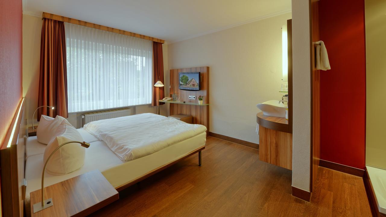 Landhotel Zur Eiche Buxtehude Εξωτερικό φωτογραφία